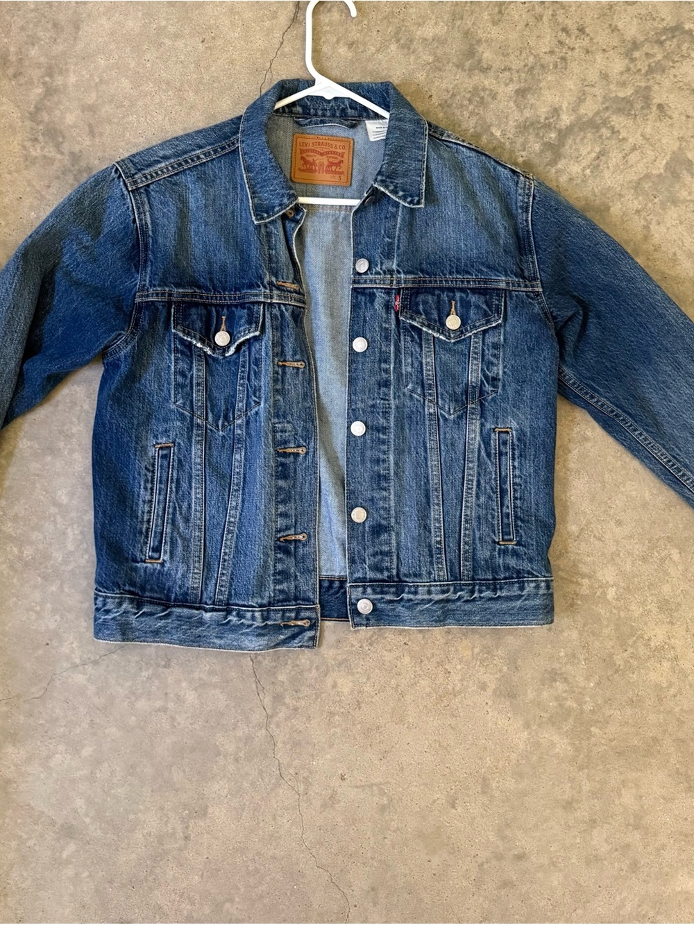 Levi's Medium Blue Denim Jacket with Button Front